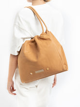 Load image into Gallery viewer, variant_camel