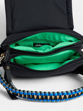 Load image into Gallery viewer, variant_black