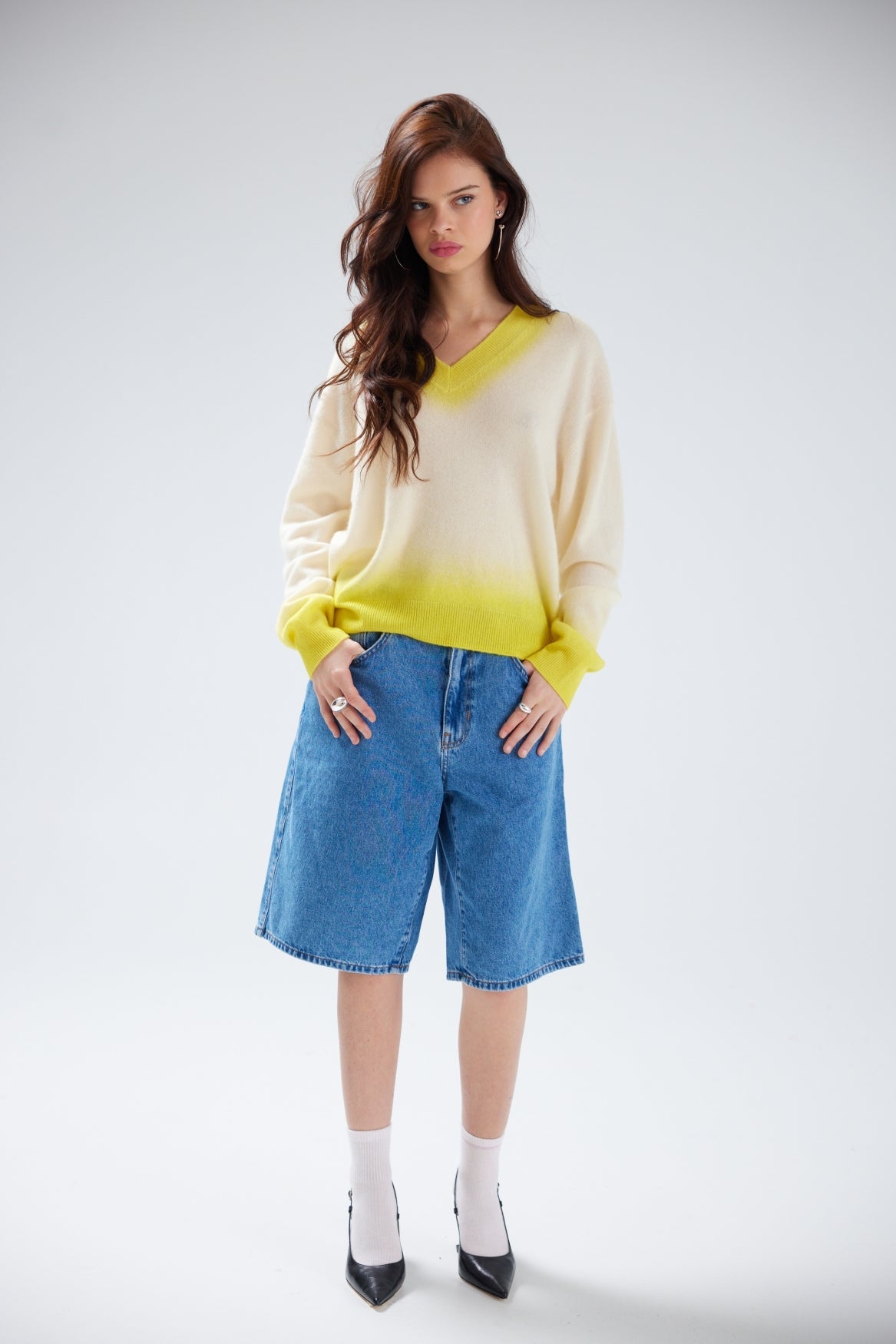 ALORA DIP TRIM V NECK | MARGARITA